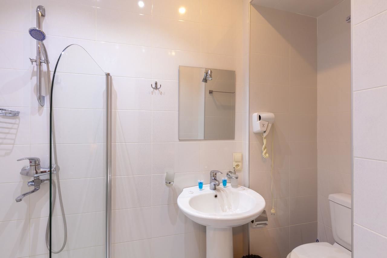 Отель Nine Hotel Тбилиси-27