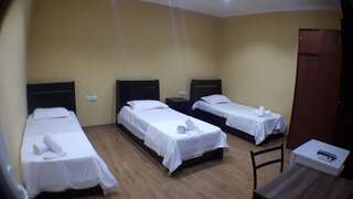 Отель Nine Hotel Тбилиси Классический трехместный номер-3